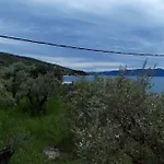 Koutadelias Διαμέρισμα *