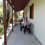 Koutadelias Κάλαμος