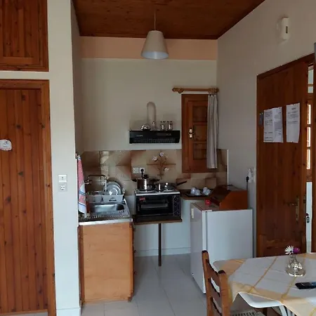 Koutadelias * Kálamos