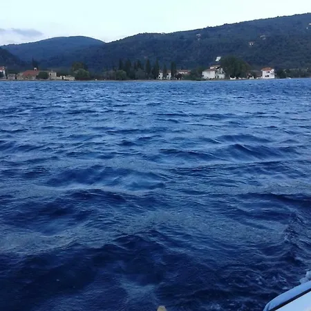 Koutadelias Daire Kálamos