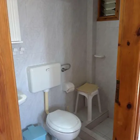 Apartament Koutadelias *