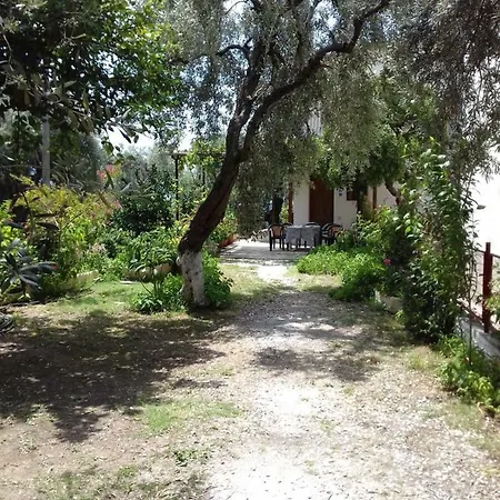 Koutadelias Apartment